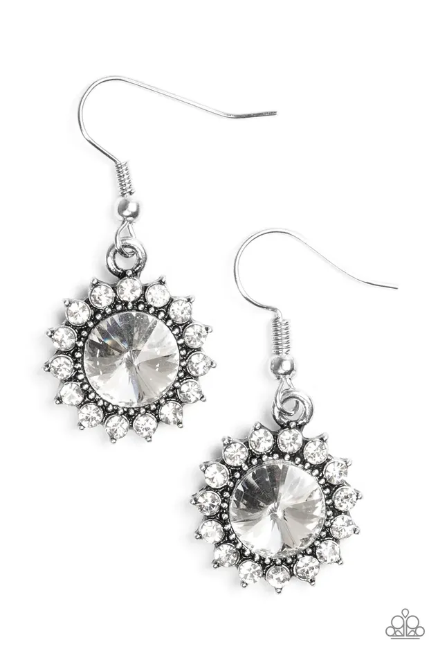 Earrings Paparazzi Jewelry Paparazzi Earring Bring In The BEAM Team White