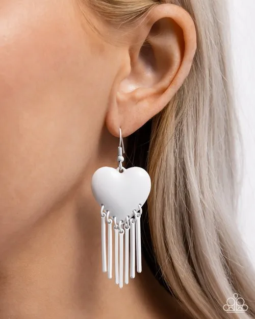 Earrings Paparazzi Jewelry Paparazzi Earring Flirty Fringe White