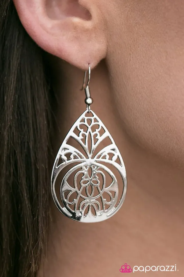 Earrings Paparazzi Jewelry Paparazzi Earring I Totally FILIGREE Silver