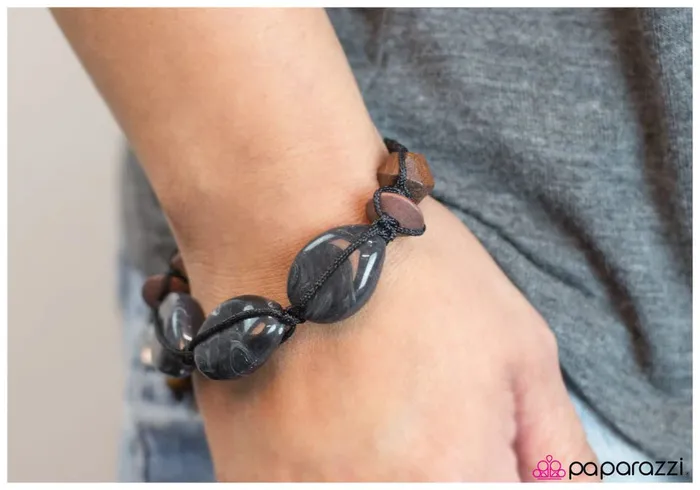Paparazzi Jewelry Bracelets Paparazzi Bracelet Smoothing Things Over Black