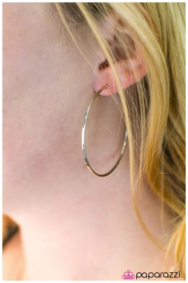 Paparazzi Jewelry Earrings Paparazzi Earring HOOP There It Is Silver