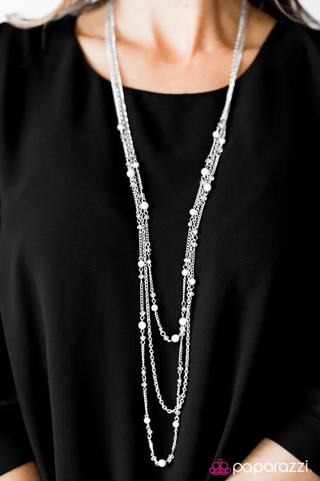 Paparazzi Jewelry Necklaces Paparazzi Necklace Quite Summeresque White