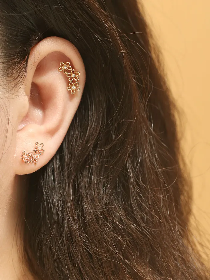 14K Gold Triple Petals Cartilage Earring 20G18G16G MinimalBijoux Earrings
