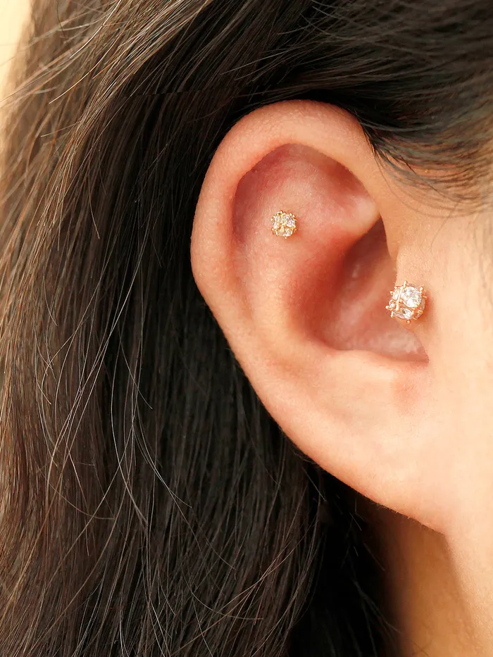 MinimalBijoux PreStyled Sets 14K Gold Crystal Ball Internally Threaded Labret Piercing 18G16G