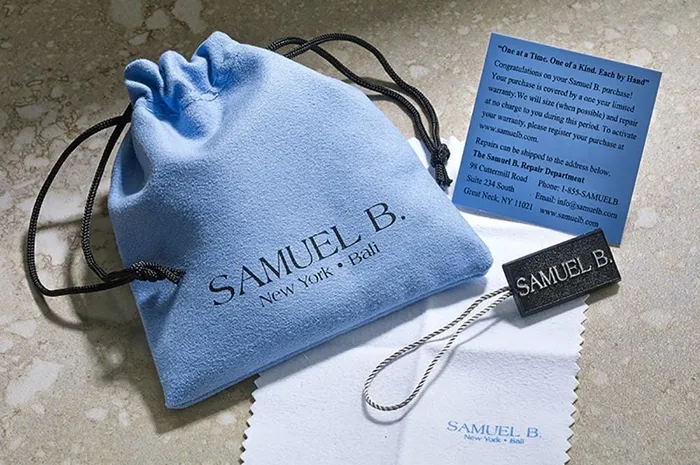 Samuel B Necklaces Semeru Pendant Mother of Pearl