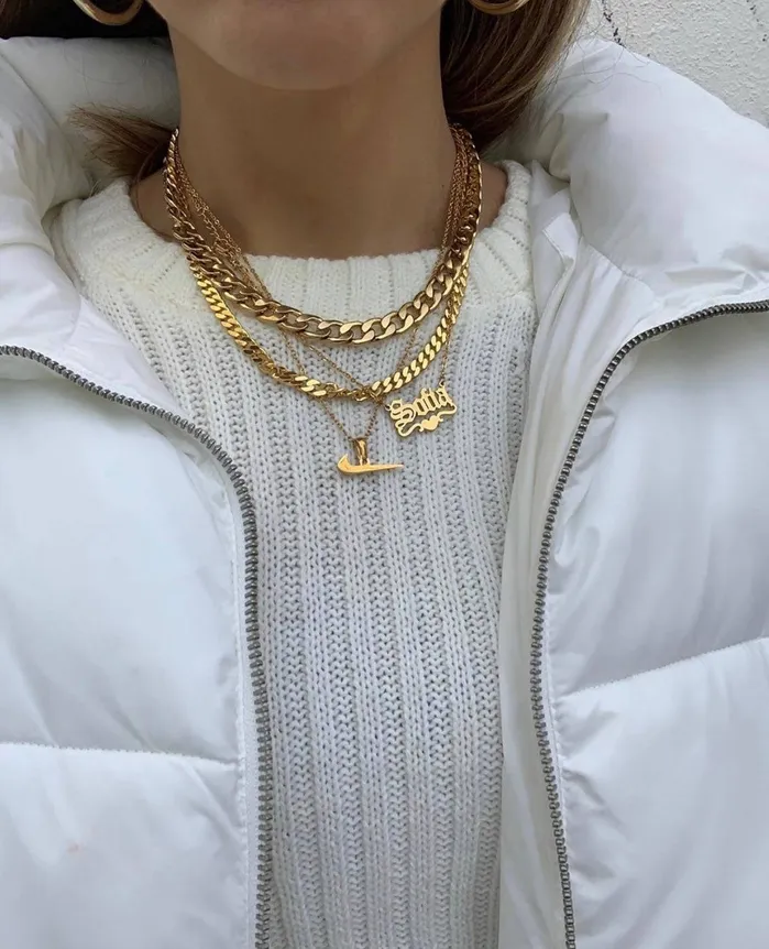 aiobo Heart Script Nameplate Necklaces