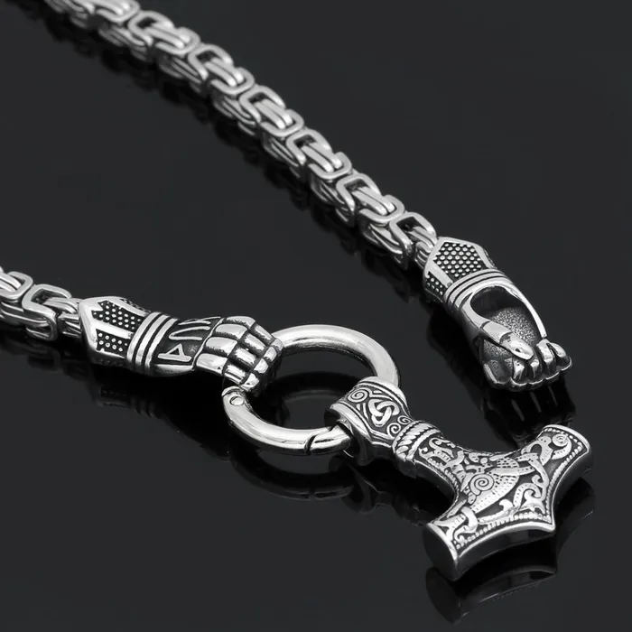 Valhalla Vikings Necklaces King Chain Featuring Berserker Holding A Mjolnir Pendant