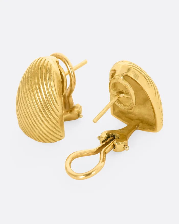 J J OF TUCSON Earrings Rounded Arch Stud Earrings J J OF TUCSON Earrings Rounded Arch Stud Earrings
