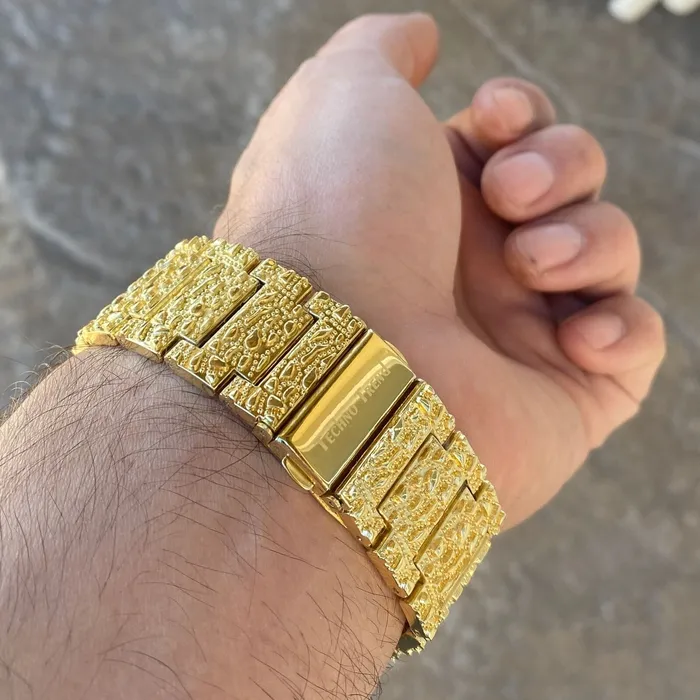 PreStyled Sets Bling Cartel Arabic Numerals Gold Finish Gold Face Dial Iced Nugget Watch PreStyled Sets Bling Cartel Arabic Numerals Gold Finish Gold Face Dial Iced Nugget Watch