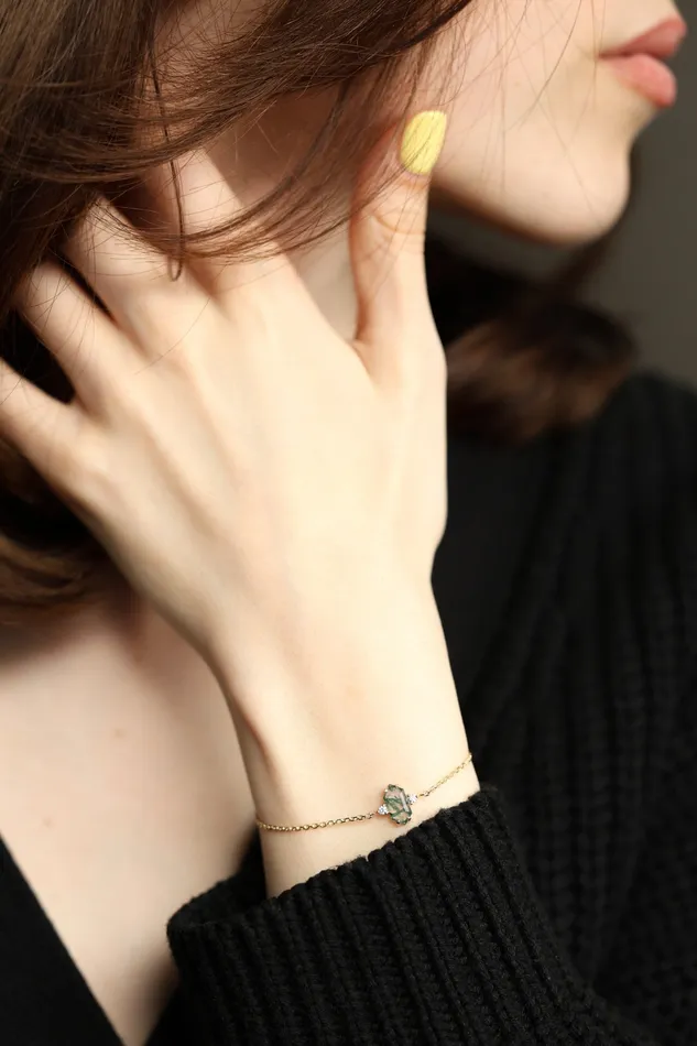 Bracelets Capucinne Hayley Hexagon Moss Agate Bracelet With Diamonds