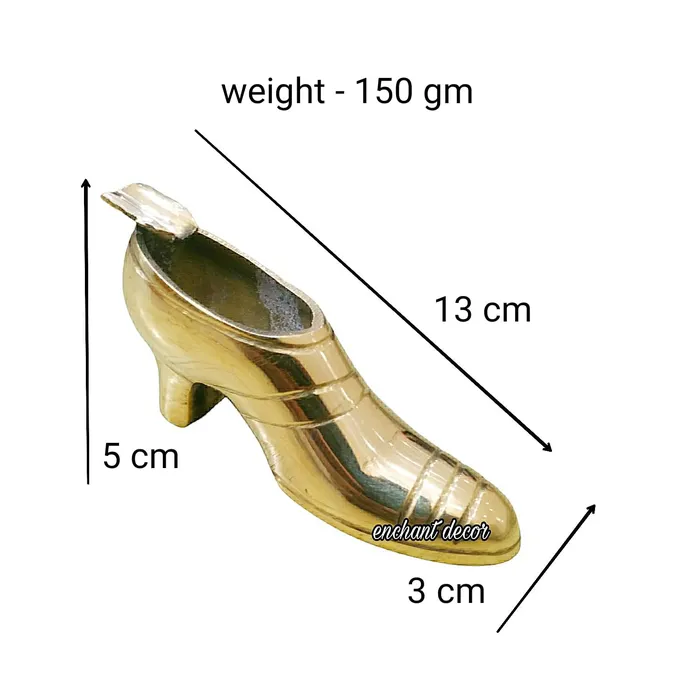 Dropshipped via Social Commerce Network Earrings Asha Enchant Decor Brass Cigrette Smoking Ashtrays Modern Tabletop Gold Color Shoe Design Ash Trays For Home Office