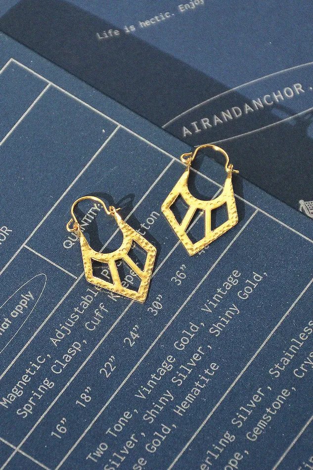 Earrings Air Anchor Chasing Light Earrings