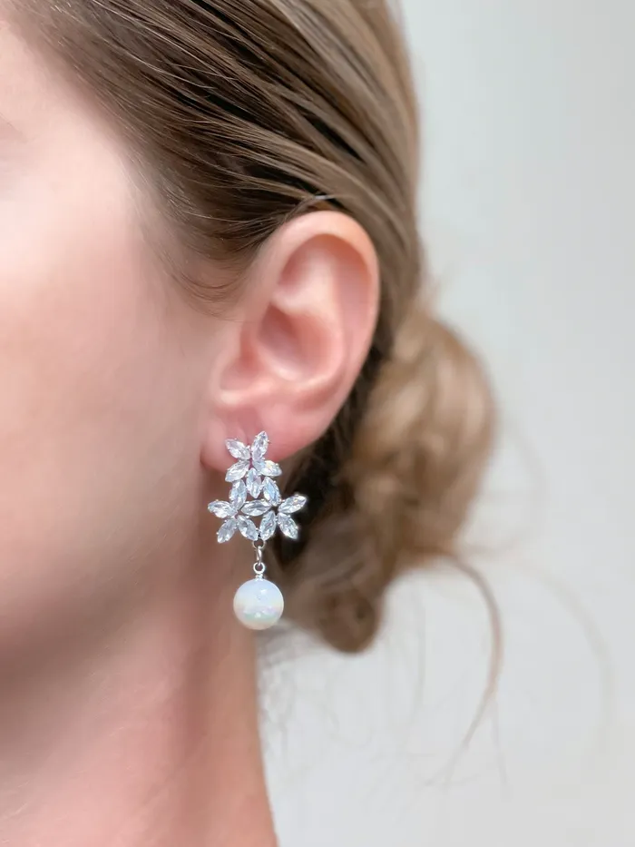 Prep Obsessed PR Earrings Rhinestone Star Post Pearl Drop Earrings Silver
